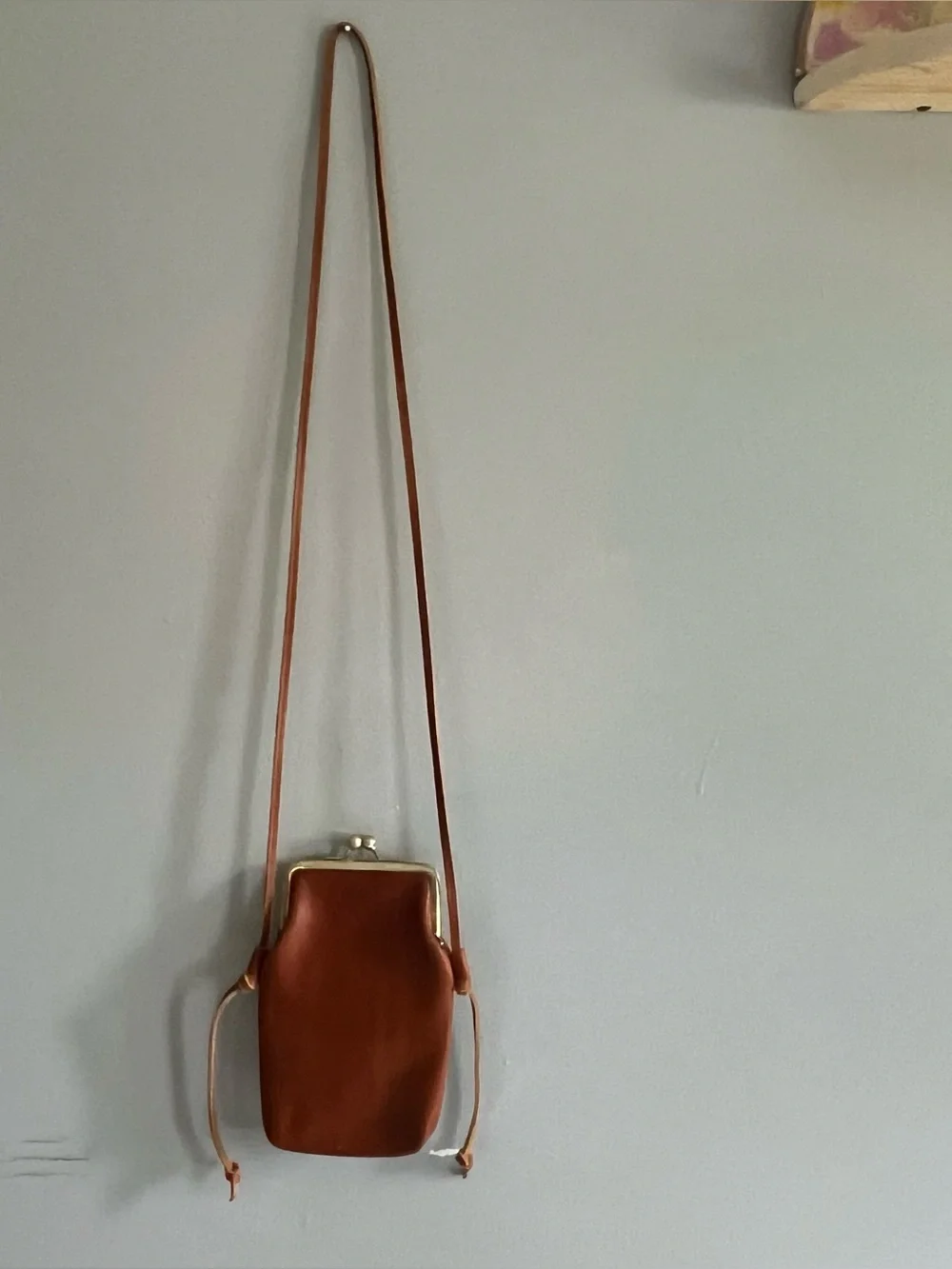 Vintage leather change
